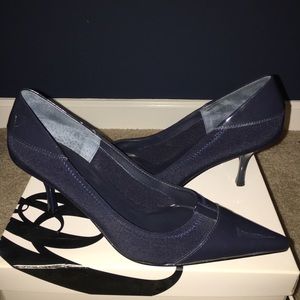 Nine West Novello Navy Pump